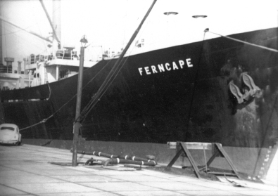 Photo von dem Schiff FERNCAPE im Emder Hafen aus dem Jahr 1967 border=