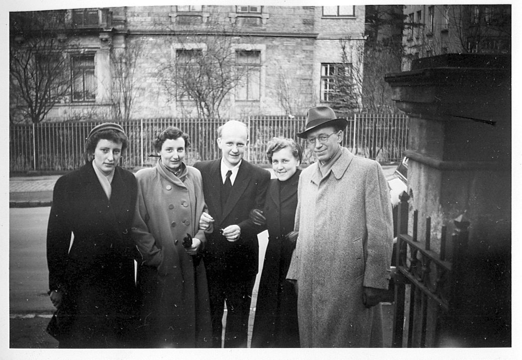 Schwarz-Weiß-Foto: In Göttingen im Jahr 1954.